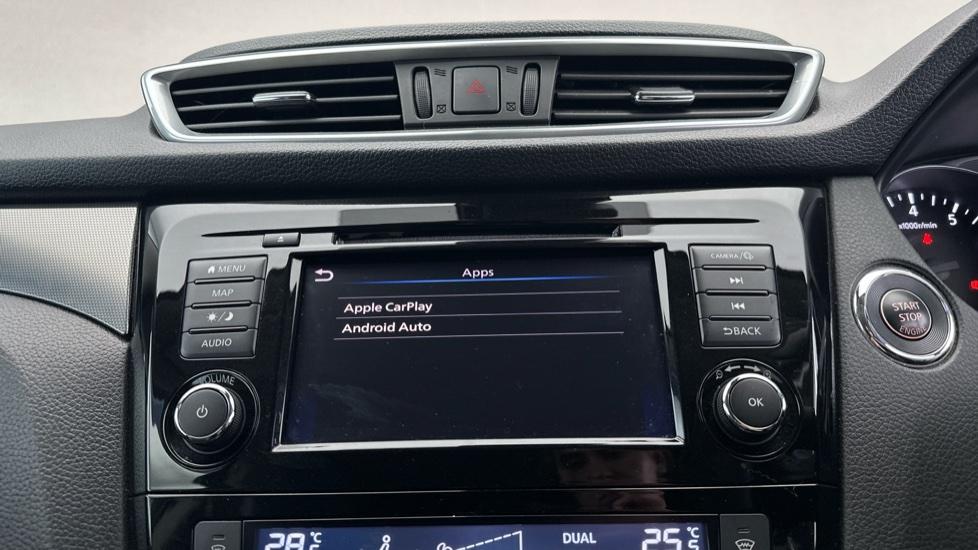 Apple Car Play & Android Auto