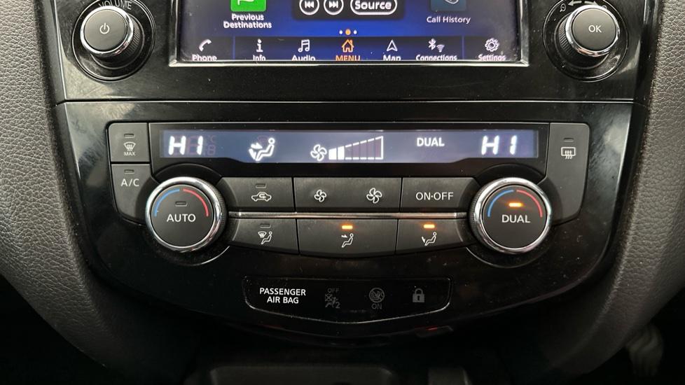 Air Conditioning /Dual Climate Control 