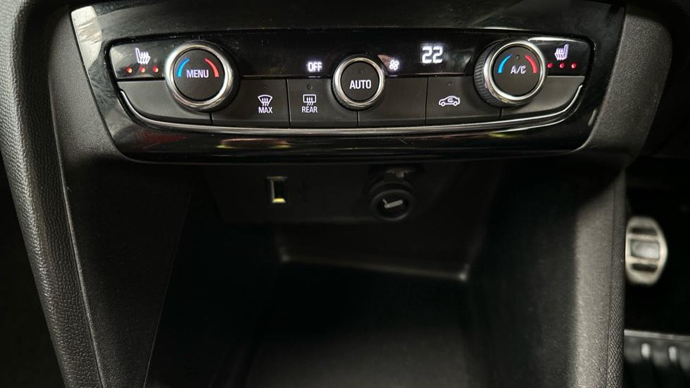 Air Conditioning /Dual Climate Control 