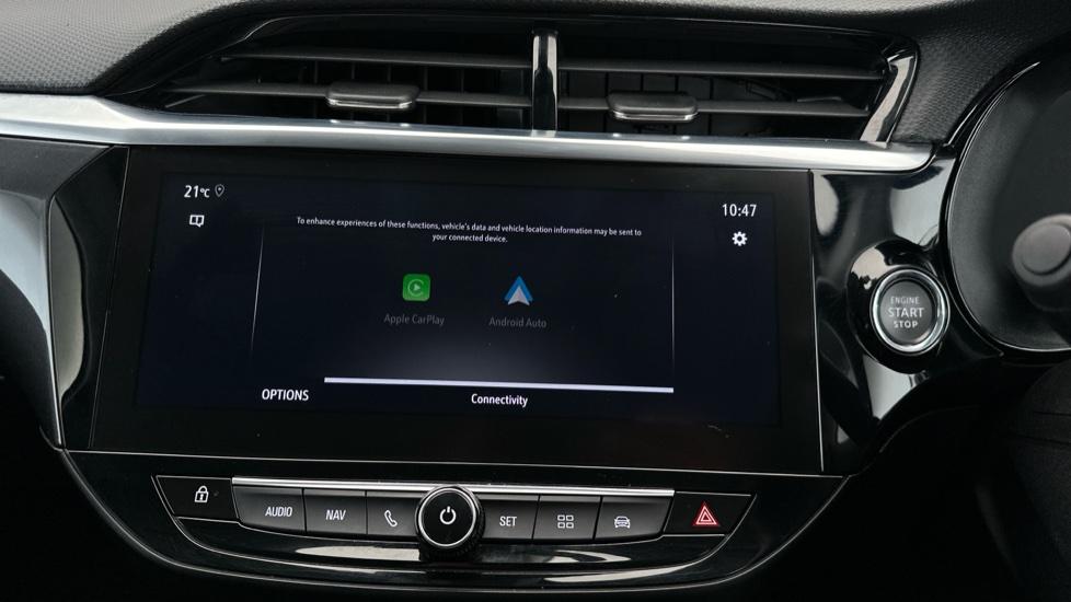 Apple Car Play & Android Auto