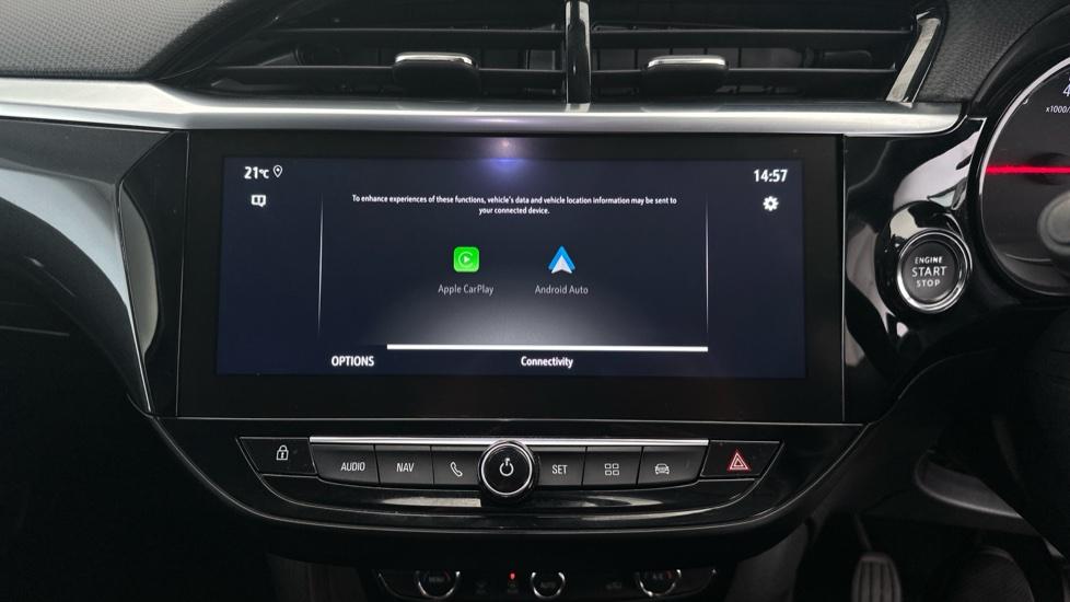 Apple Car Play & Android Auto