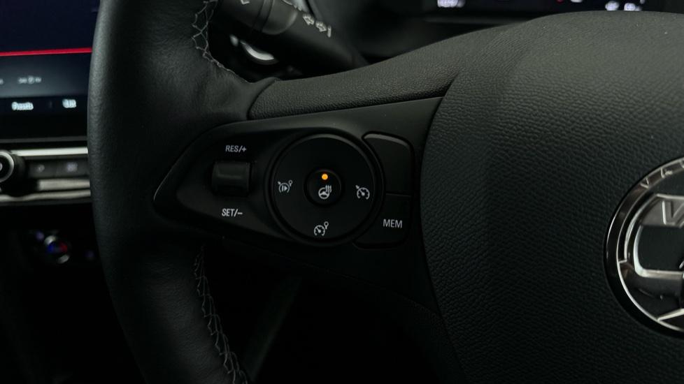 Cruise Control/Speed Limiter /Heated Steering Wheel 