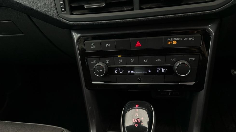 Air Conditioning /Dual Climate Control /Auto Stop/Start 