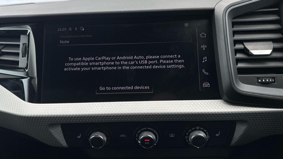 Apple Car Play & Android Auto