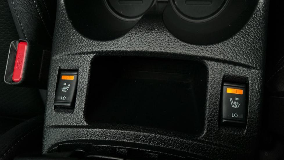 Heated Seats 