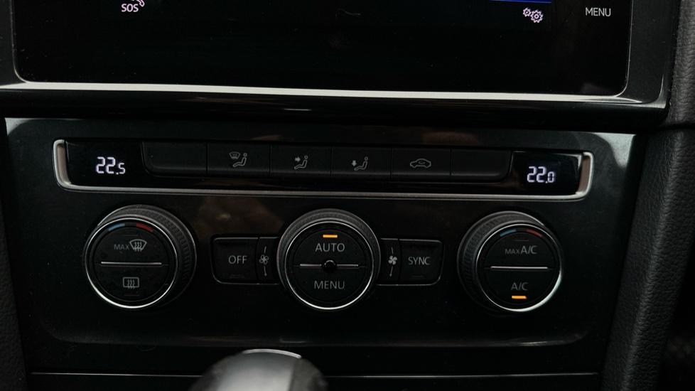 Air Conditioning /Dual Climate Control 