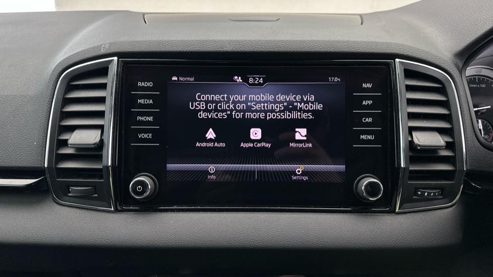 Apple Car Play & Android Auto