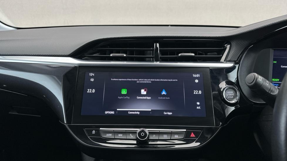 Apple Car Play & Android Auto