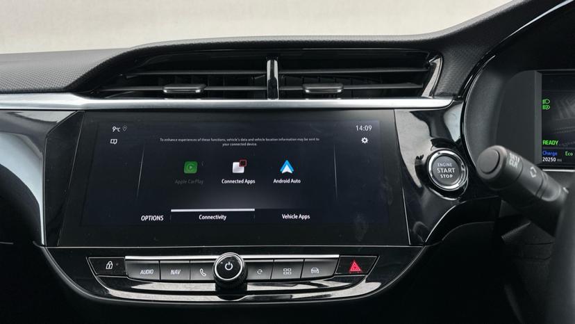 Apple CarPlay / Android Auto 