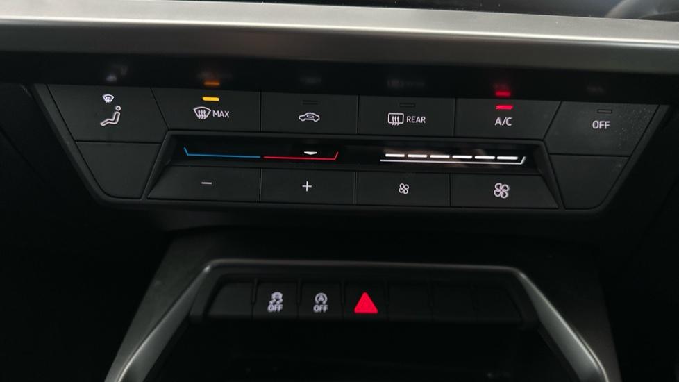 Air Conditioning /Dual Climate Control /Auto Stop/Start 