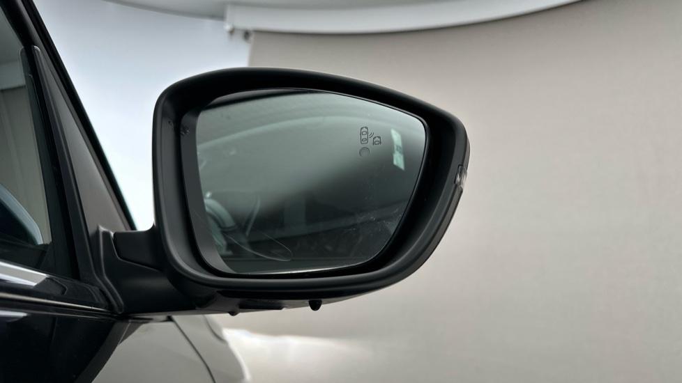 Blind Spot Monitoring System 