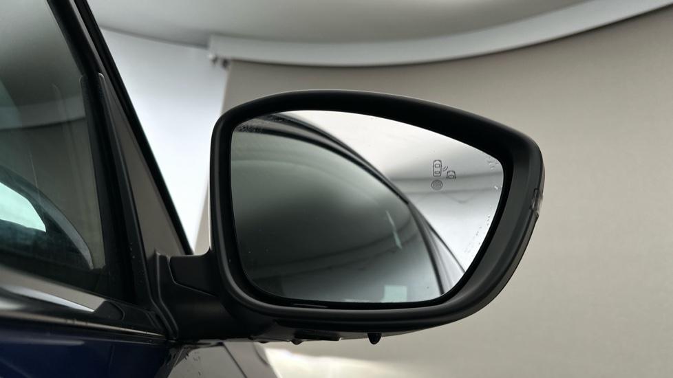 Blind Spot Monitoring System 