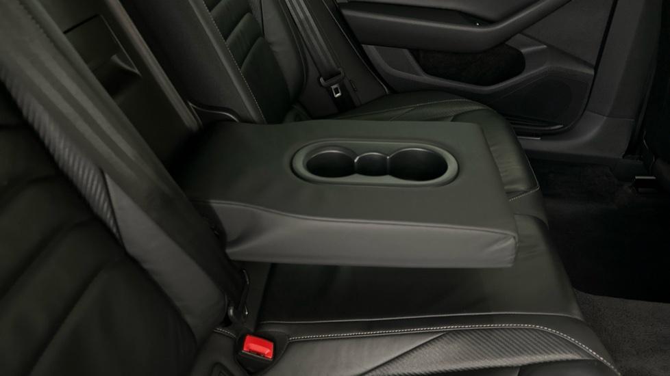 Rear Armrest/ Cup Holder