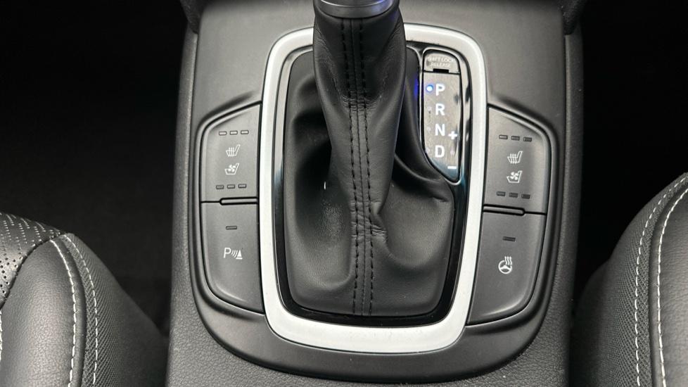 Heated Seats /Heated Steering Wheel /Coled Seats 