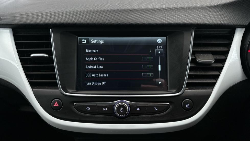 Apple Car Play & Android Auto