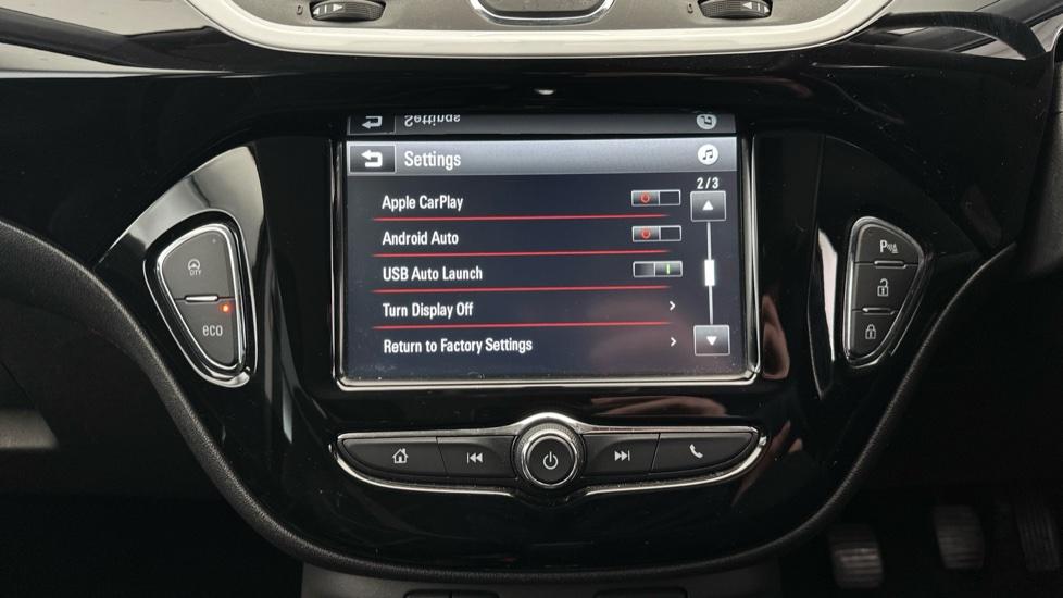 Apple Car Play & Android Auto