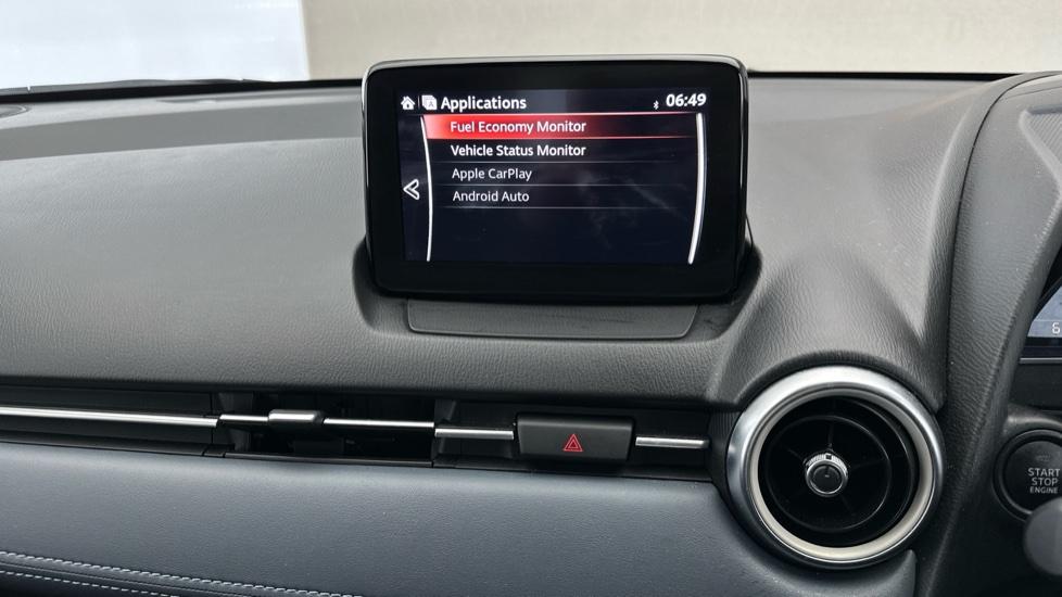 Apple Car Play & Android Auto