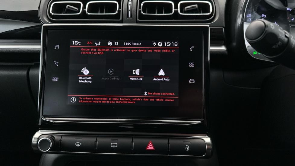 Bluetooth Connectivity  / Apple CarPlay / Android Auto 