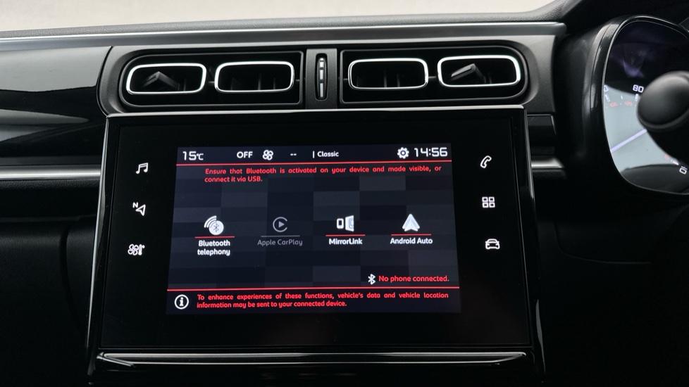 Bluetooth/ Apple CarPlay/Android Auto 