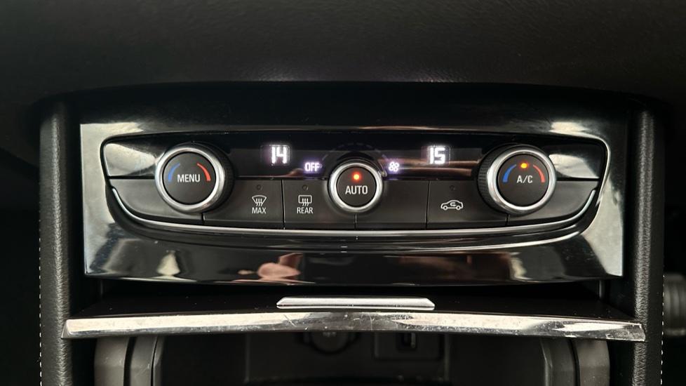 Air Conditioning /Dual Climate Control 