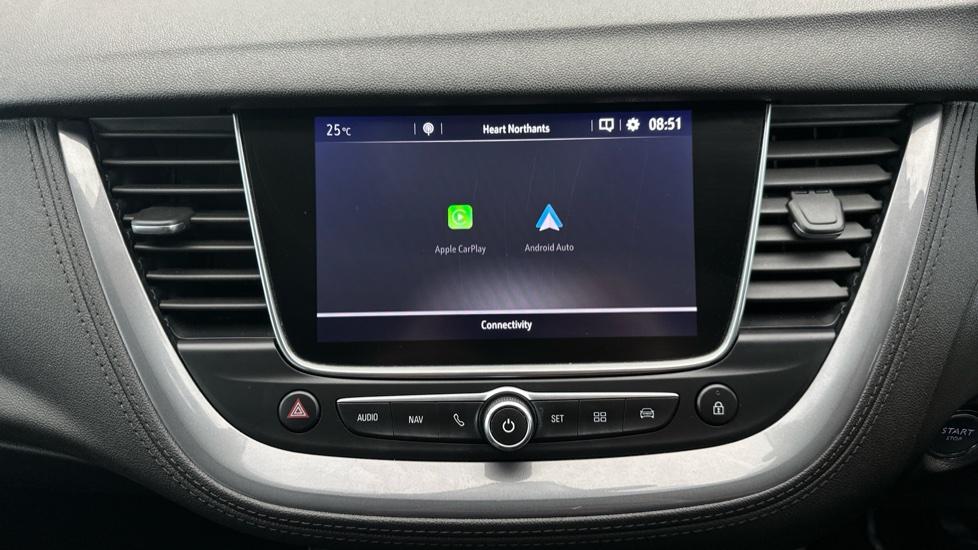 Apple Car Play & Android Auto