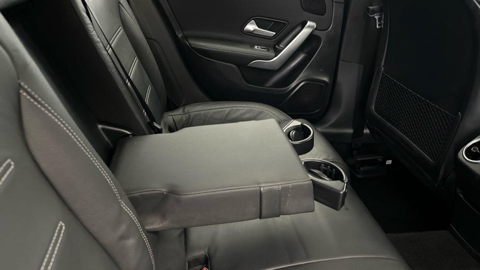 Rear Armrest/ Cup Holder