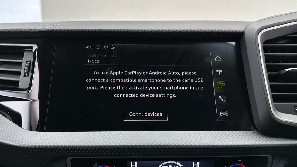 Apple CarPlay/Android Auto 