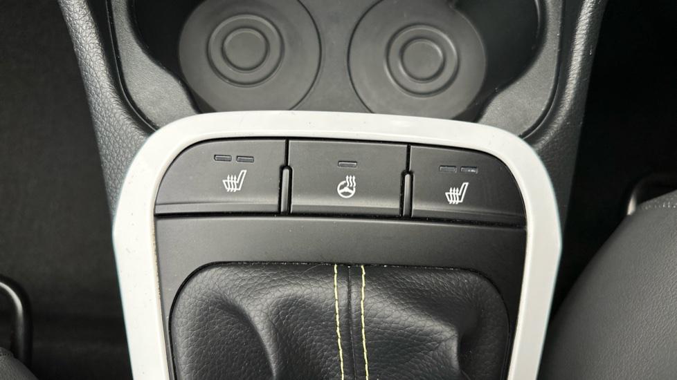 Heated Seats /Heated Steering Wheel 