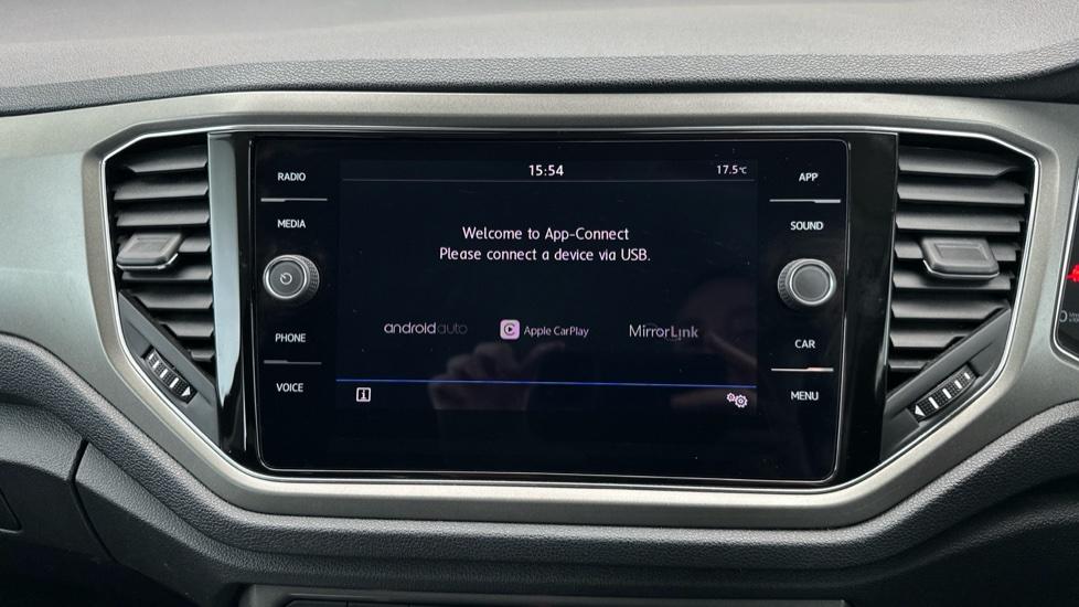 Apple Car Play & Android Auto