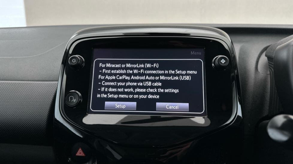 Apple Car Play & Android Auto