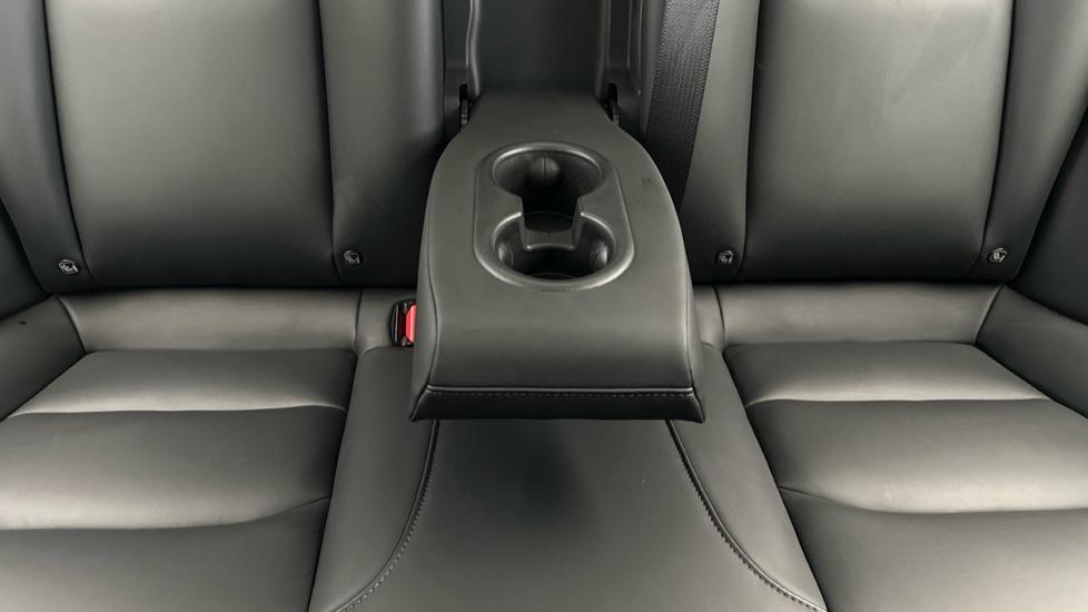 Rear Armrest/ Cup Holder