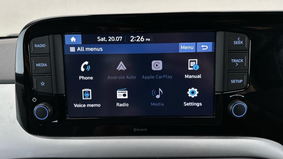 Apple Car Play & Android Auto