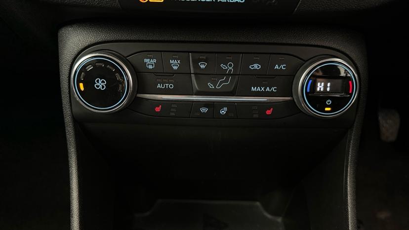 Air Conditioning /Heated Steering Wheel /Heated Seats 