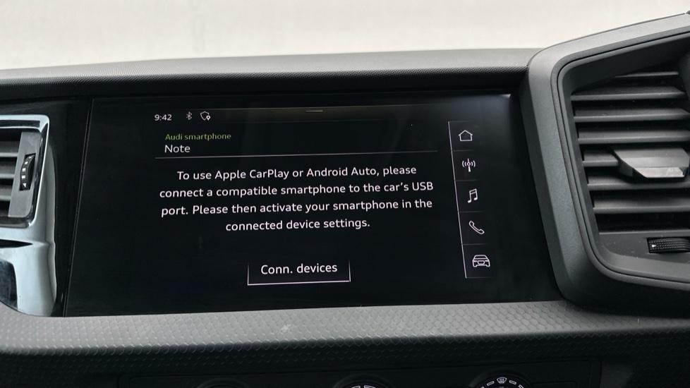 Apple Car Play & Android Auto