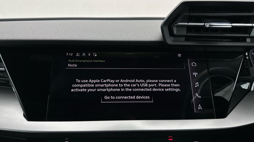 Apple Car Play & Android Auto