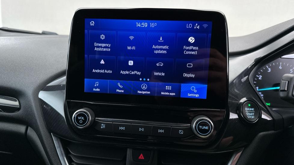 Apple Car Play & Android Auto