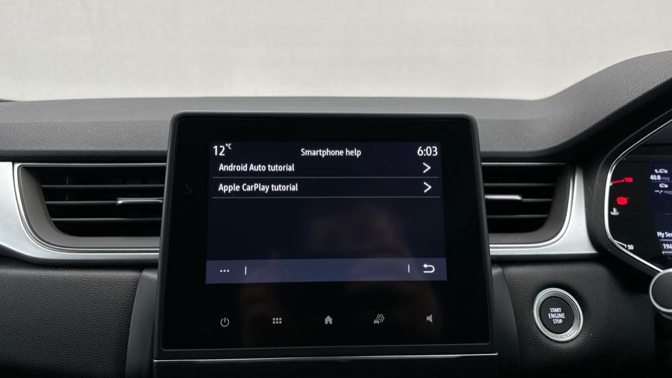 Apple Car Play & Android Auto