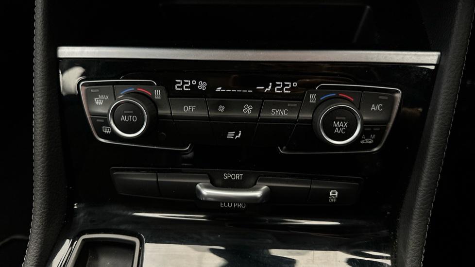 Air Conditioning /Dual Climate Control 