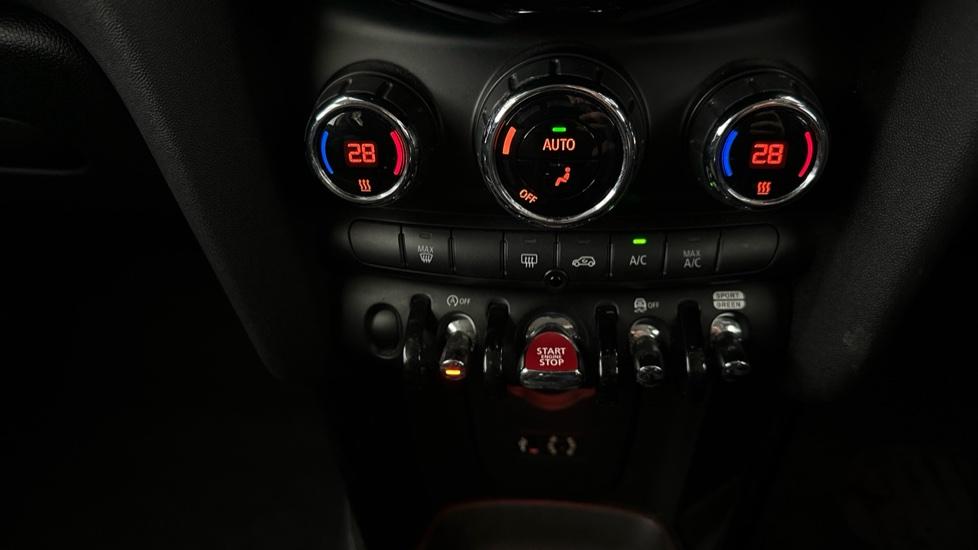 Air Conditioning /Dual Climate Control /Auto Stop/Start 