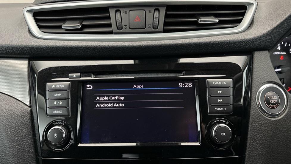 Apple Car Play & Android Auto