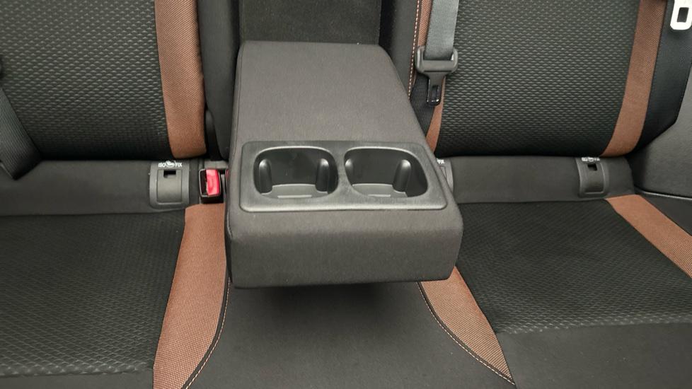 Rear Armrest/ Cup Holder