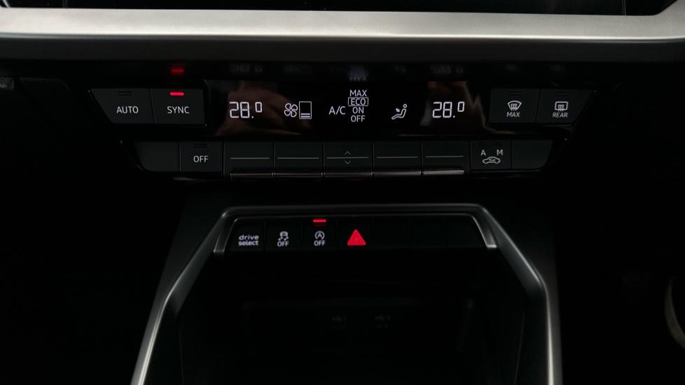 Air Conditioning /Dual Climate Control/Auto Stop/Start