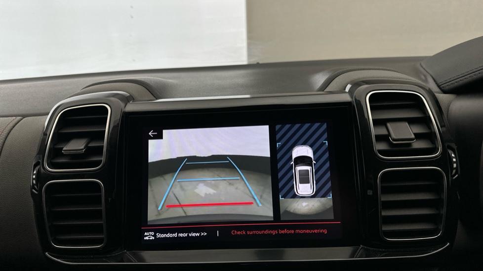 Rear View Camera/Park Pilot 