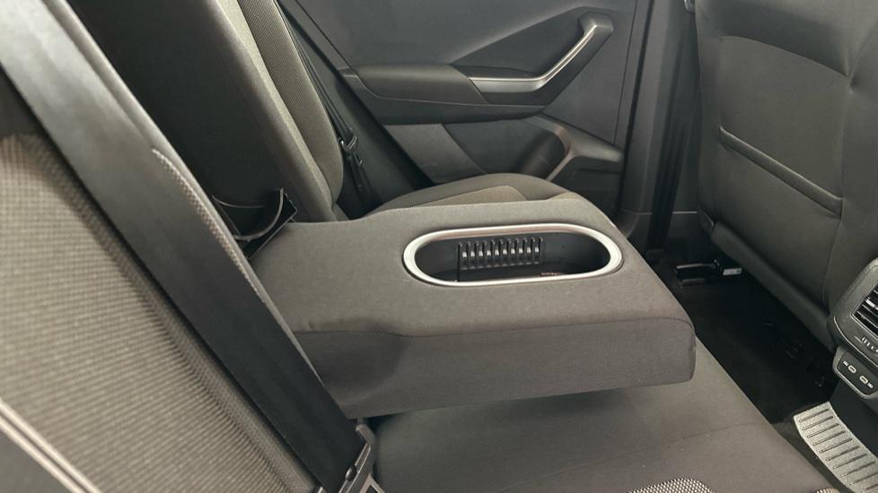 Rear Armrest/ Cup Holder