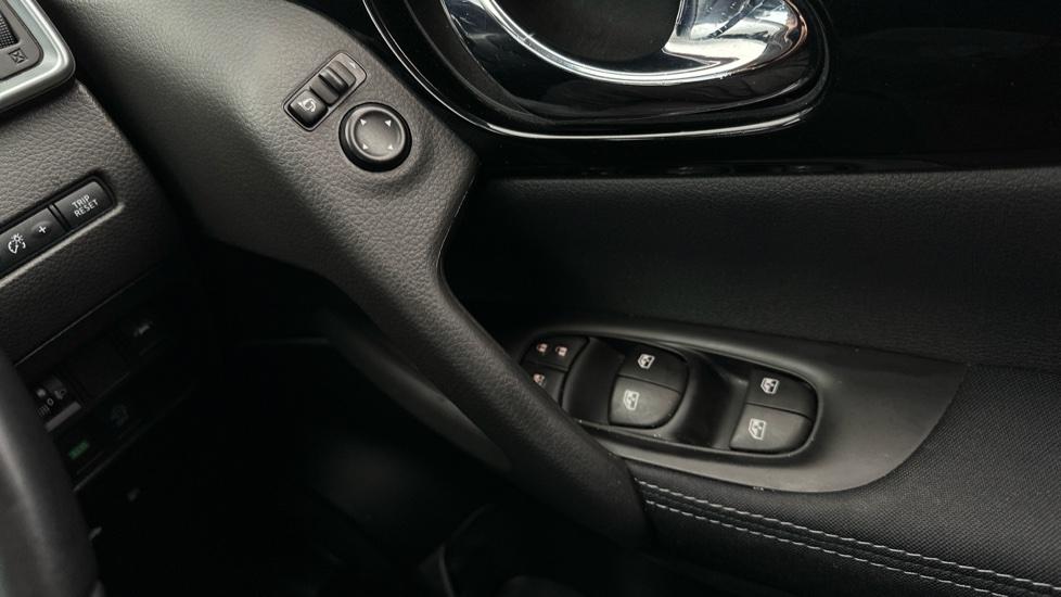 Electric Windows / Wing Mirrors 