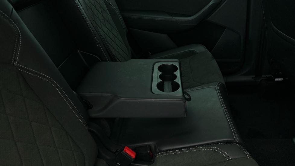 Rear Armrest/ Cup Holder