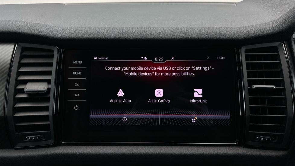 Apple Car Play & Android Auto