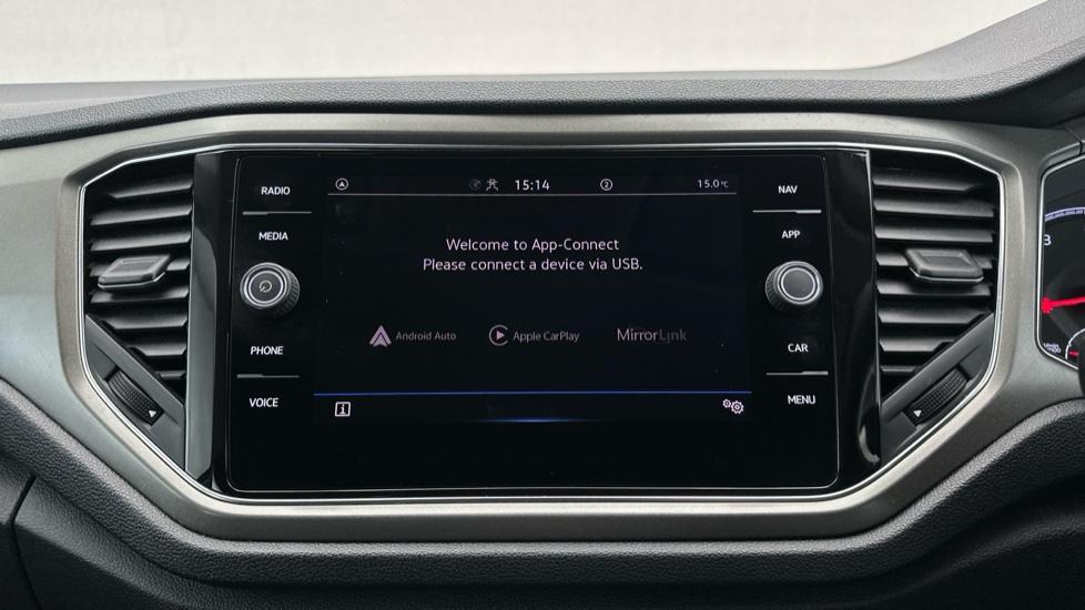 Apple Car Play & Android Auto