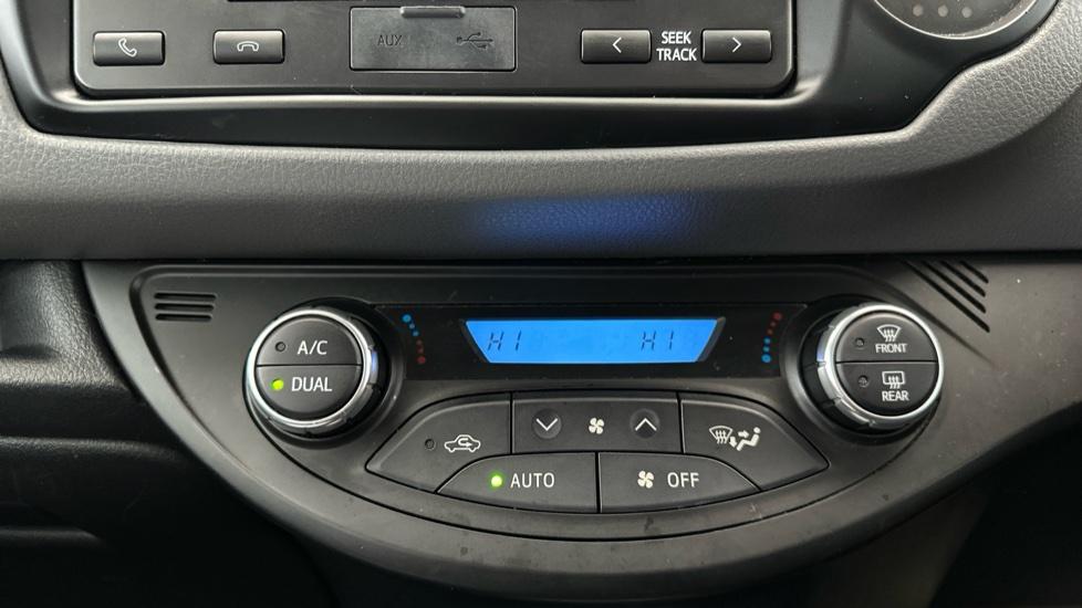 Air Conditioning /Dual Climate Control 