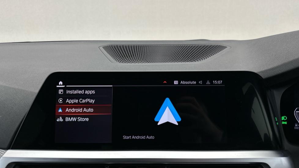 Apple Car Play & Android Auto